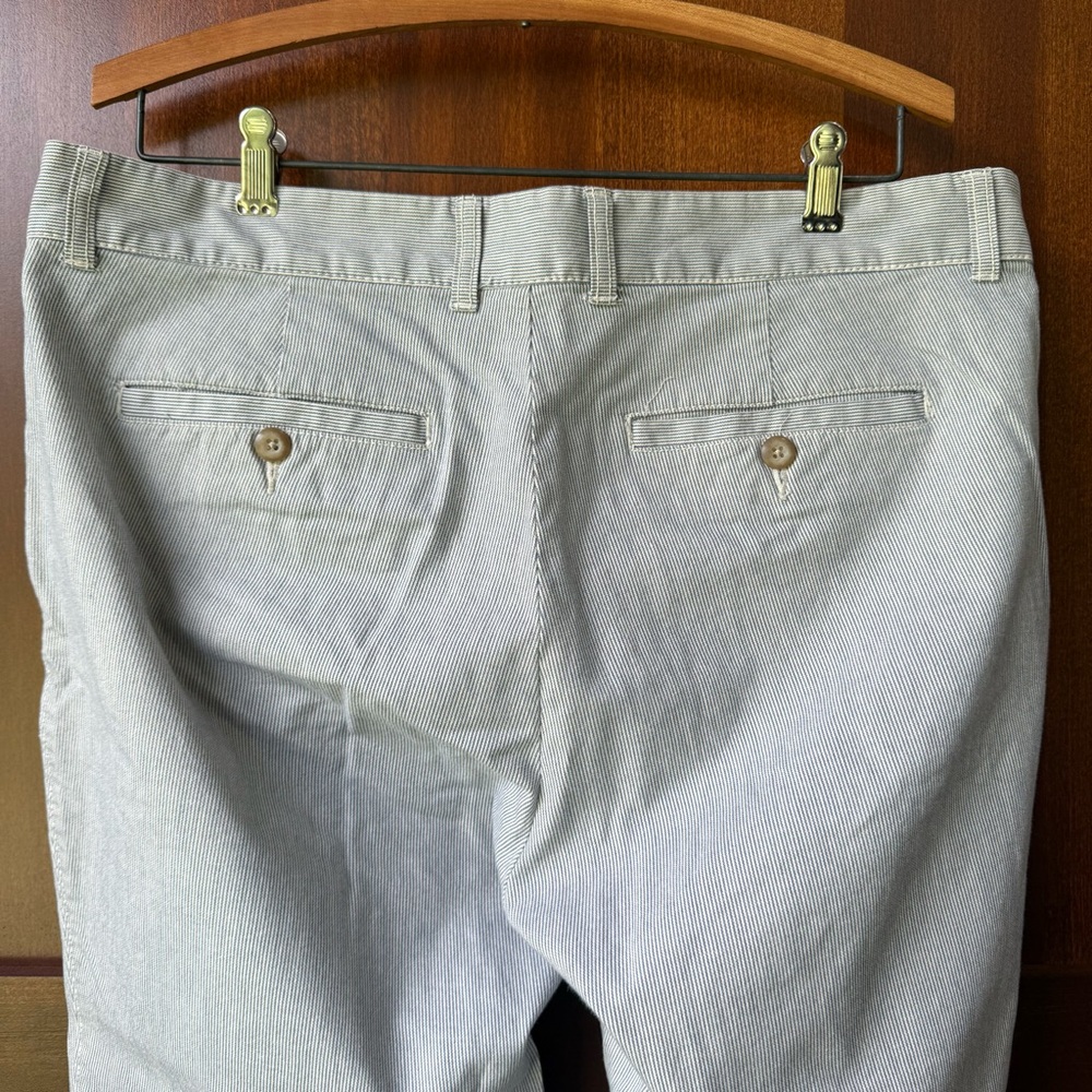 Women’s Striped Gap Girlfriend Khakis Size 10R - Picture 4 of 14
